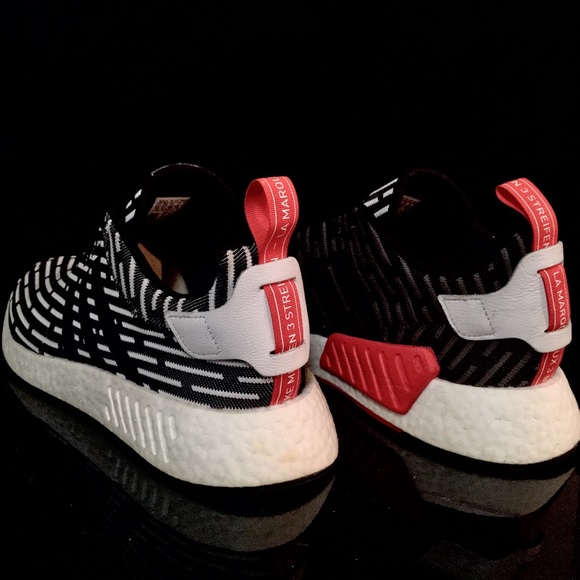 Adidas NMD R2 “Core Black Stripe” VNDS in Box - Picture 4 of 8